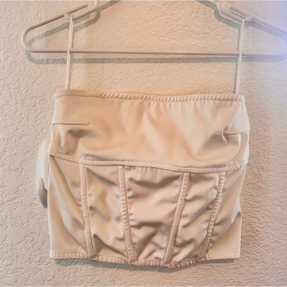 Edikted Tan Crop Top